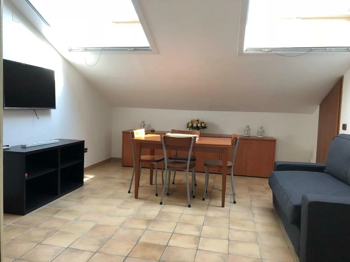 Pica Roof Apartment Naples